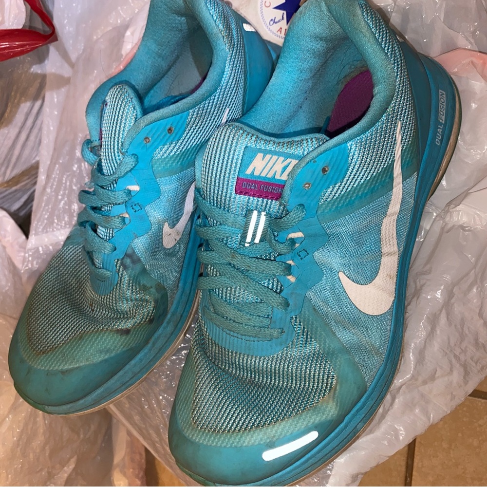 Nike running shoes blue size 7